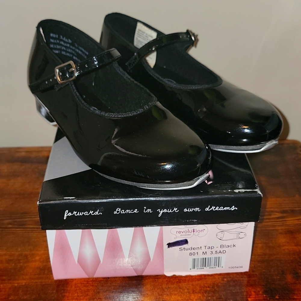 Revolution 3.5AD student tap shoe
